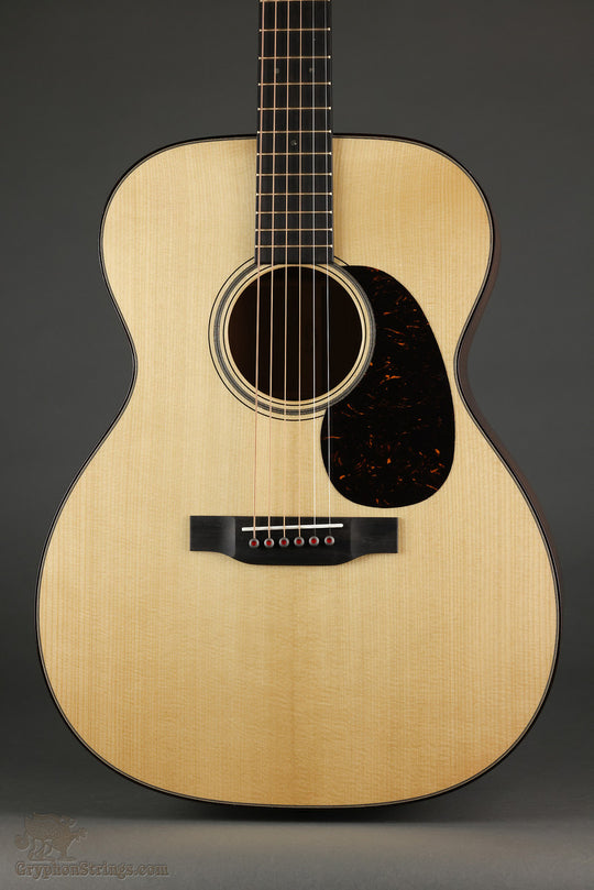 Martin 000-18 Modern Deluxe Steel String Acoustic Guitar - New